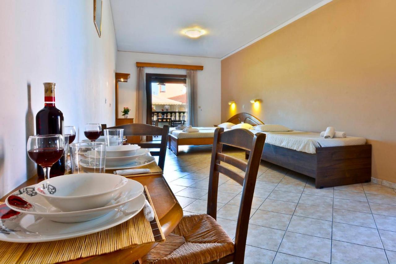 Louvros Apartments Sidari Corfu Exterior foto